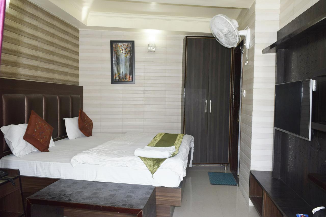 Cloud 7 Bed and Breakfast Nainital Buitenkant foto