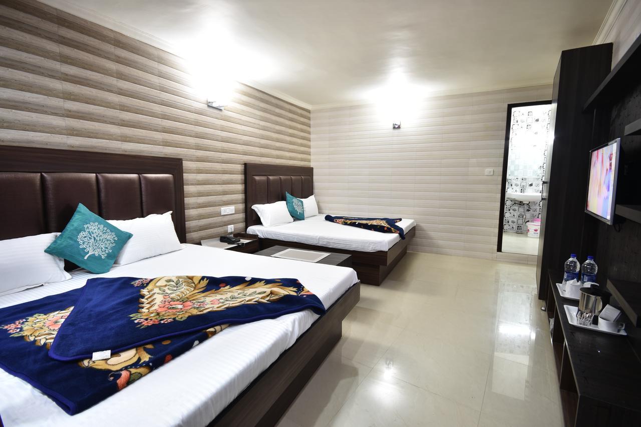 Cloud 7 Bed and Breakfast Nainital Buitenkant foto